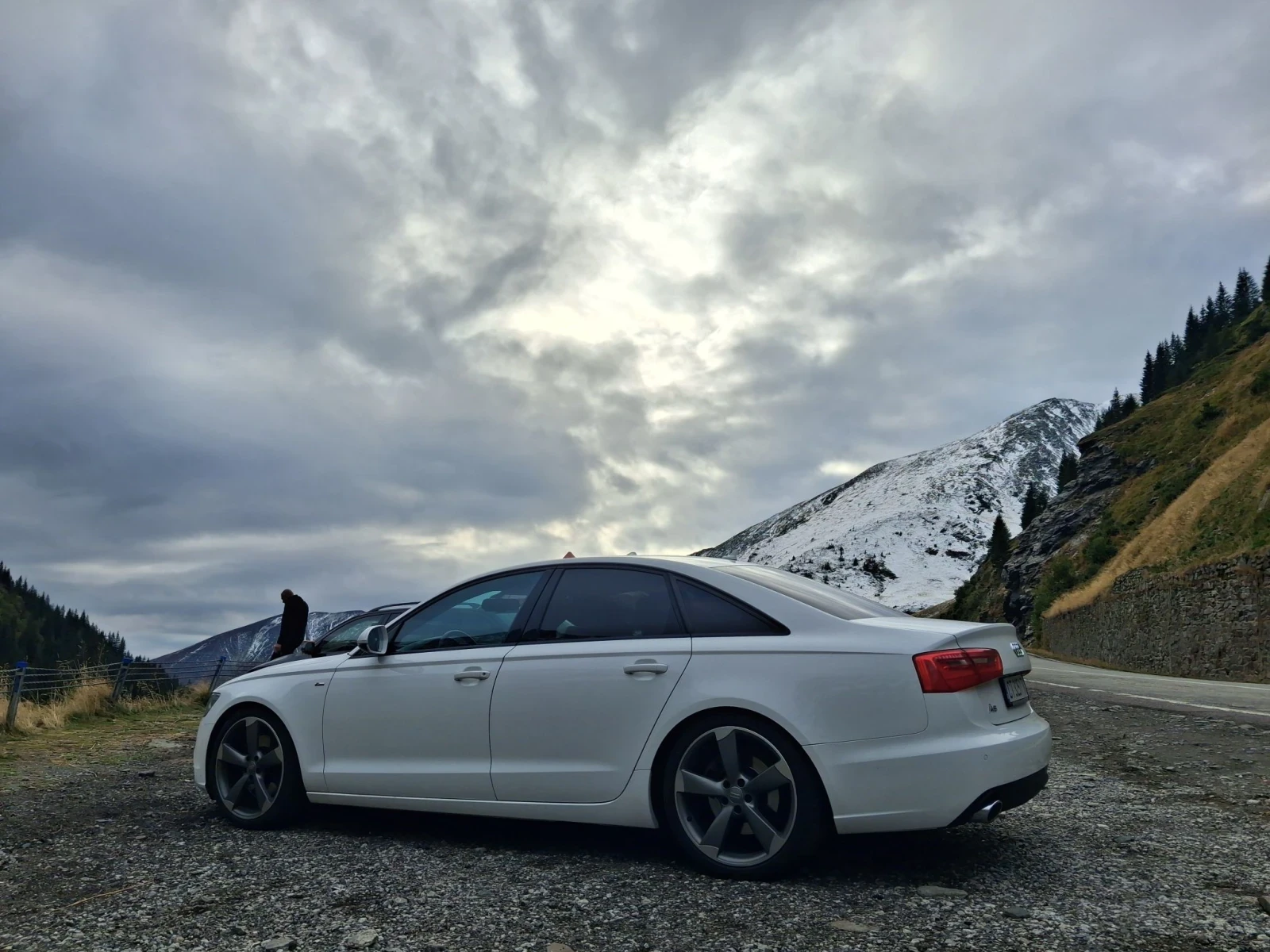 Audi A6 3.0 245 к.с. Qautro , снимка 7 - Автомобили и джипове - 46517368