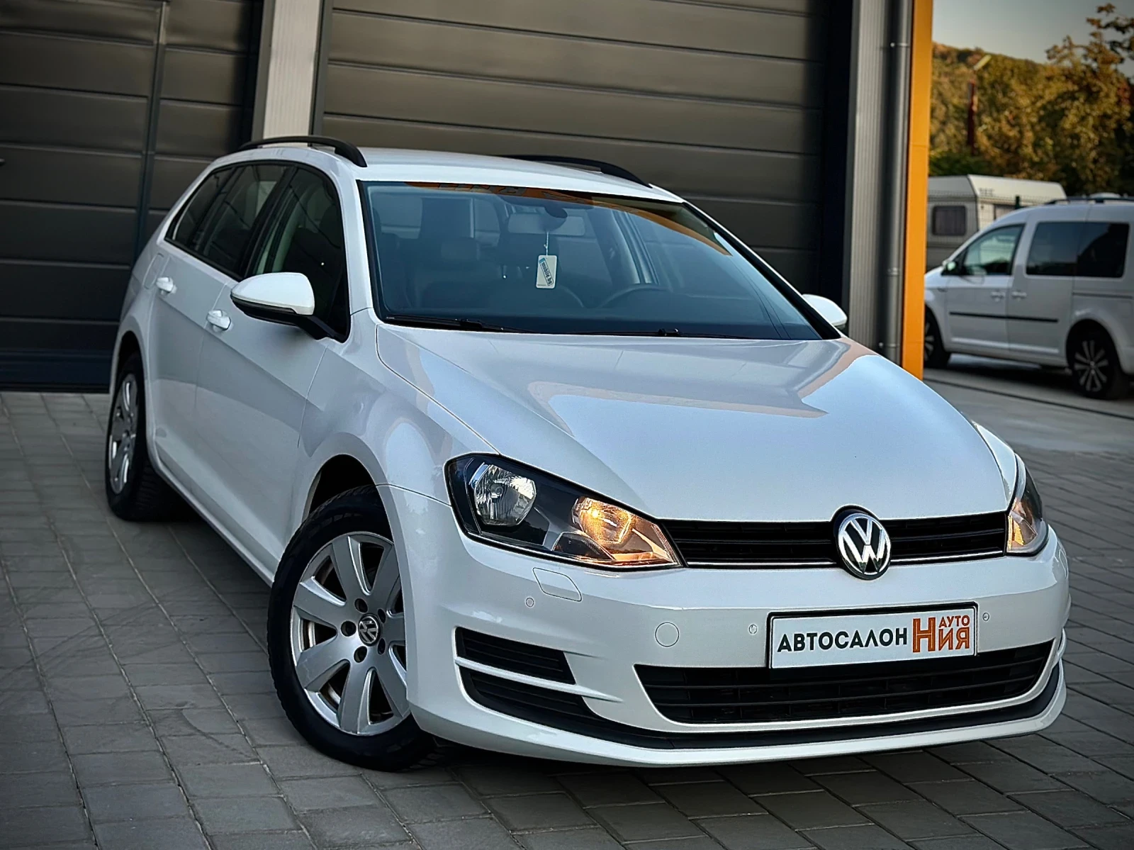 VW Golf 2.0 TDI* DSG* NAVI*  - изображение 3