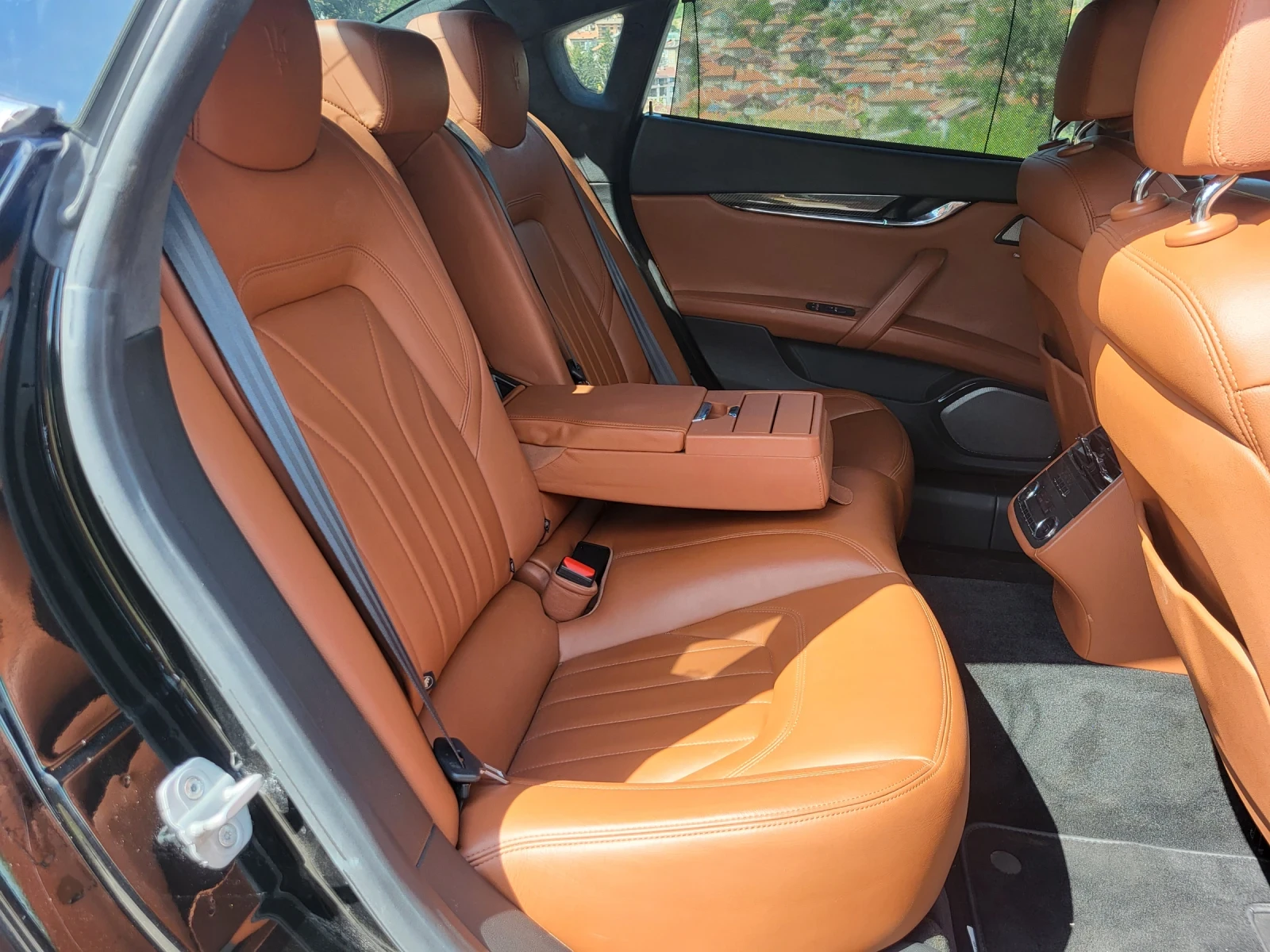 Maserati Quattroporte GTS 3.8 V8 530 KC НОВ ВНОС ВСИЧКИ ЕКСТРИ 57000 КМ | Mobile.bg — изображение 13