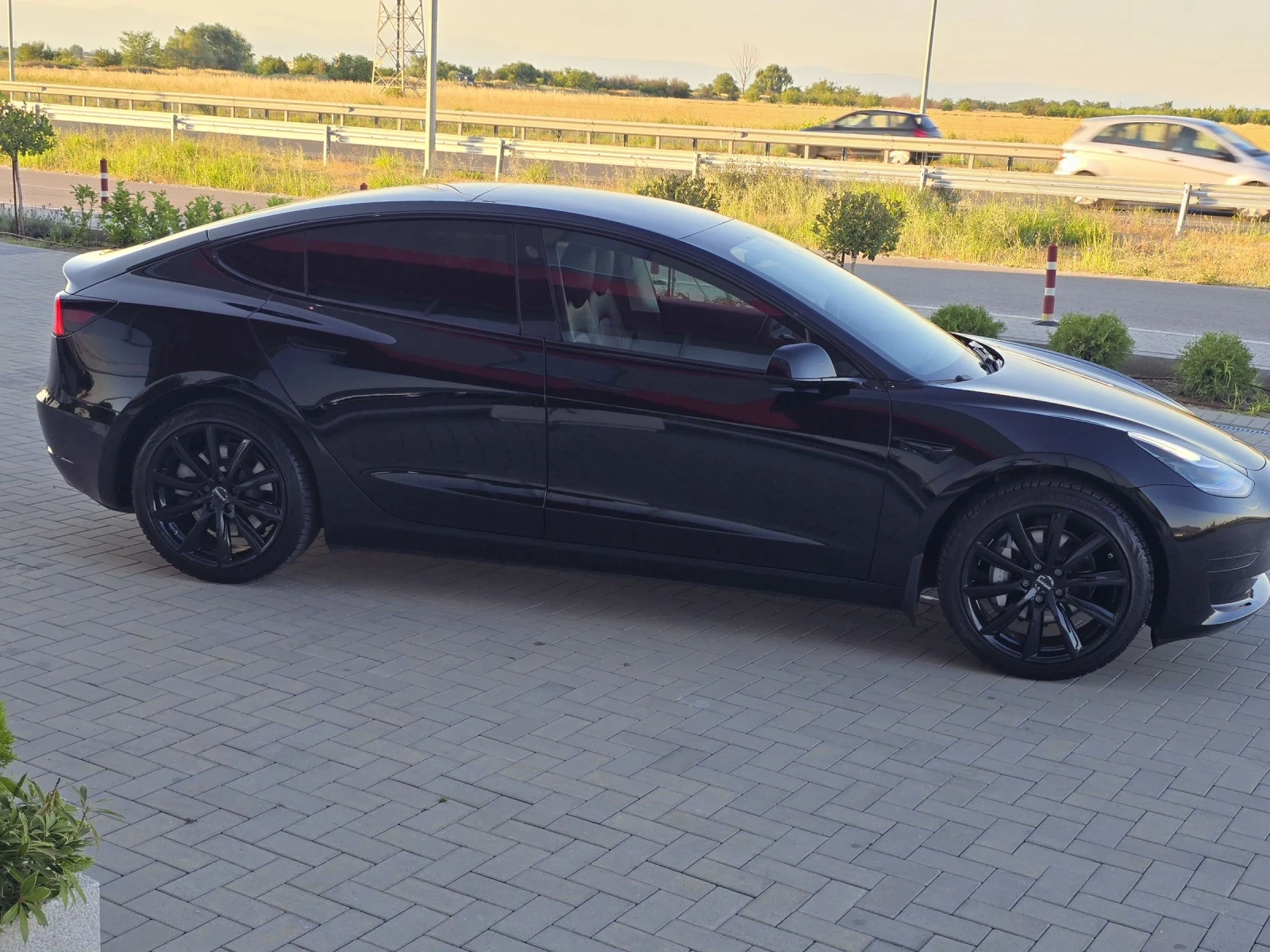 Tesla Model 3 68KW/Standart RWD/* * 92000* * KM - изображение 5