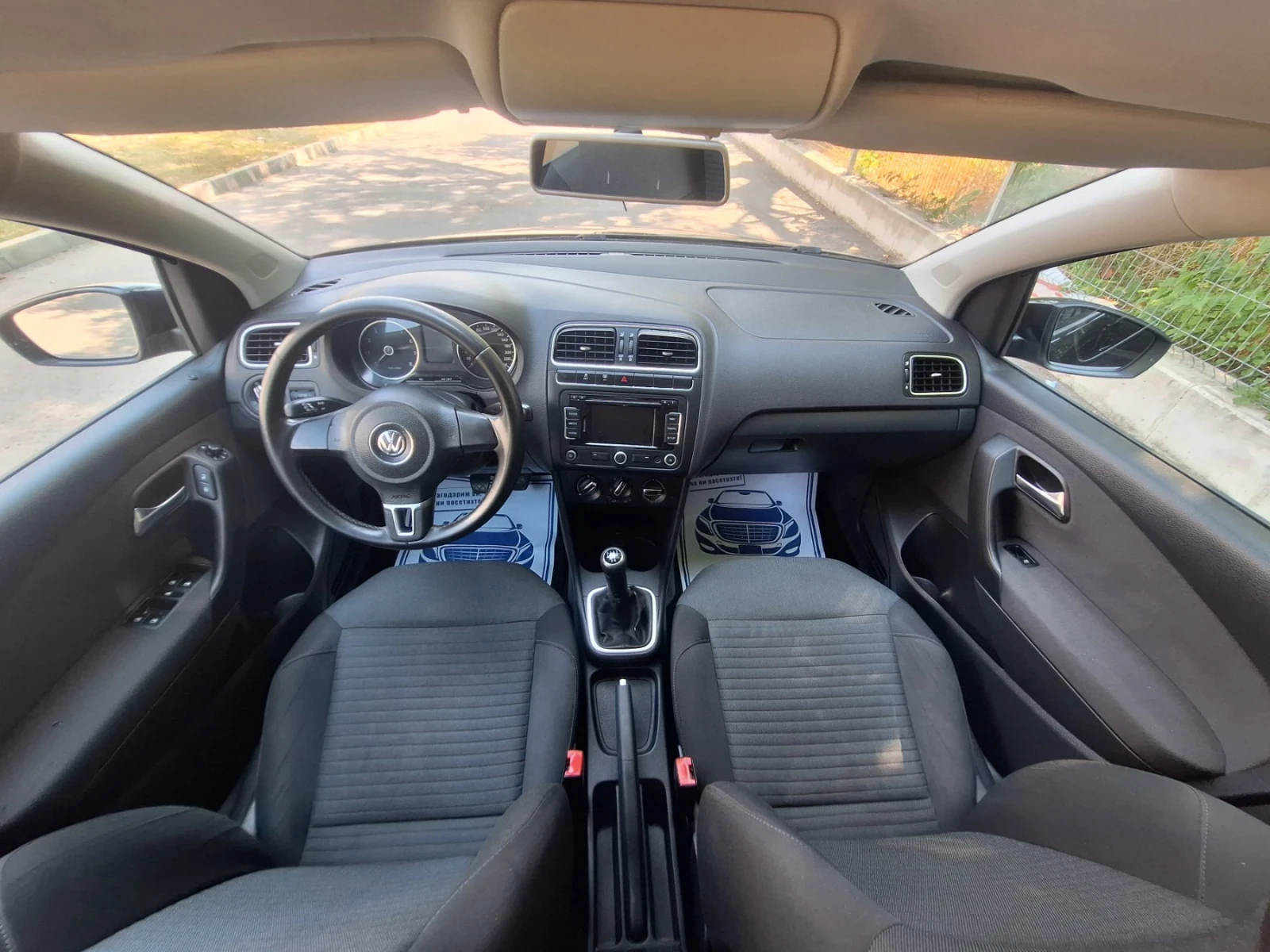 VW Polo 1, 2 90к.с. КЛИМА, НАВИ, ОТЛИЧНА | Mobile.bg — изображение 14