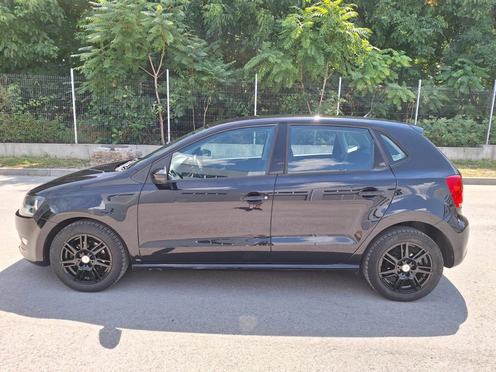 VW Polo 1, 2 90к.с. КЛИМА, НАВИ, ОТЛИЧНА - изображение 8