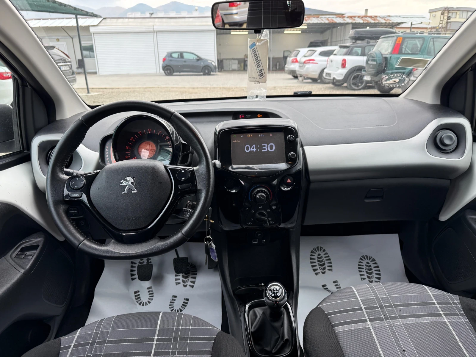 Peugeot 108 1.0i/80hp/NAVI/EVRO6/Service Book | Mobile.bg — изображение 7