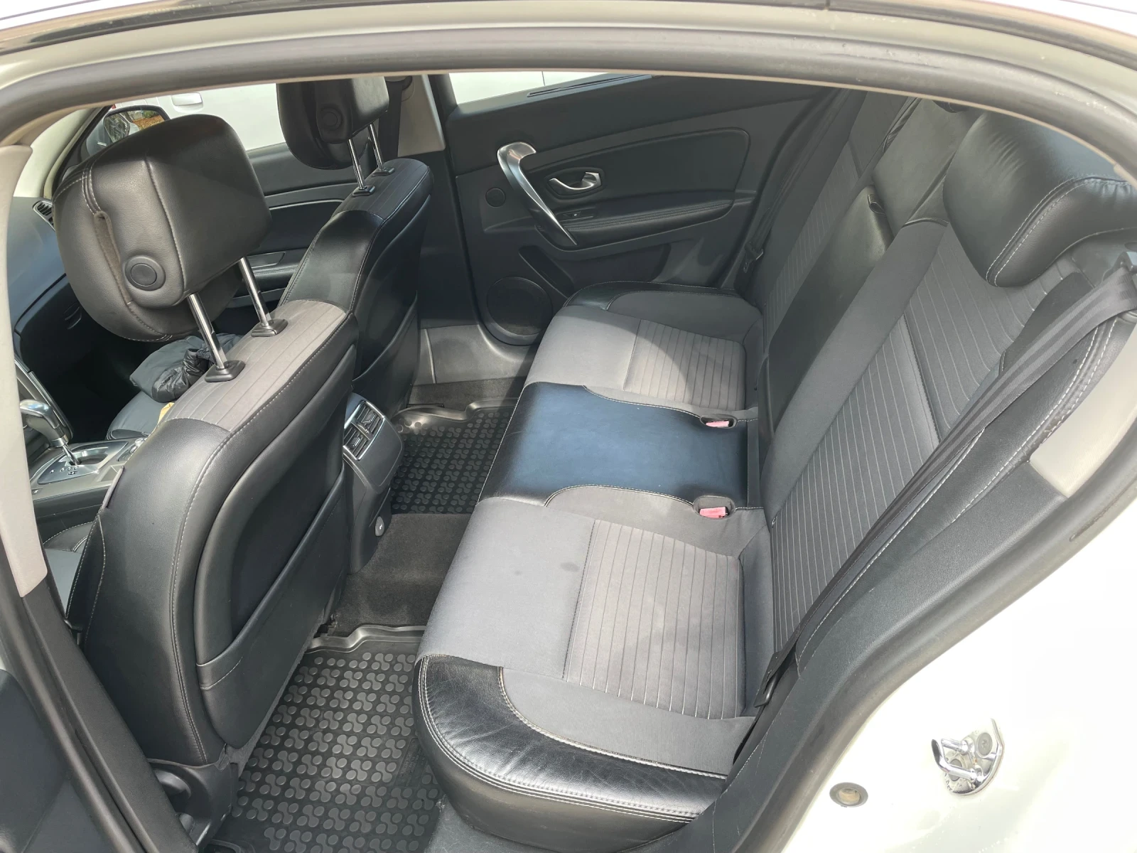 Renault Latitude | Mobile.bg   8