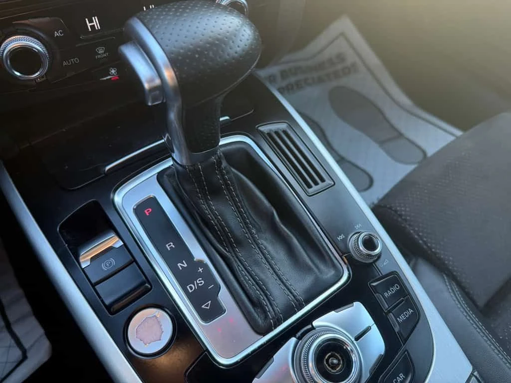 Audi A5 * PROGRESSIV SLINE AWD NAVI GLASS ROOF! * CARFAX *, снимка 14 - Автомобили и джипове - 53711772