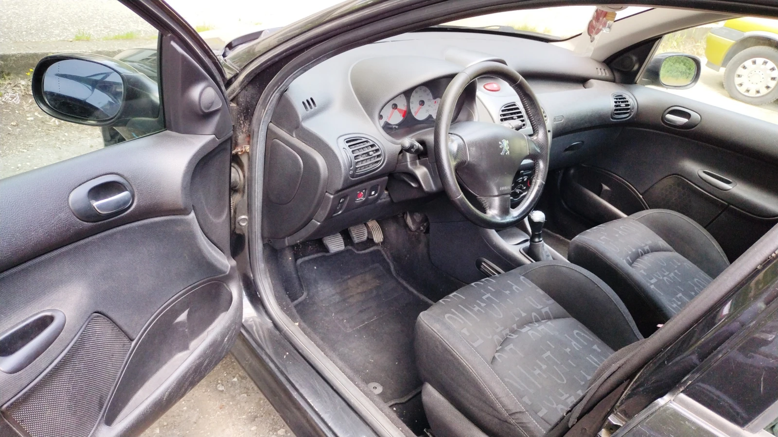 Peugeot 206 SW, снимка 6 - Автомобили и джипове - 53827550