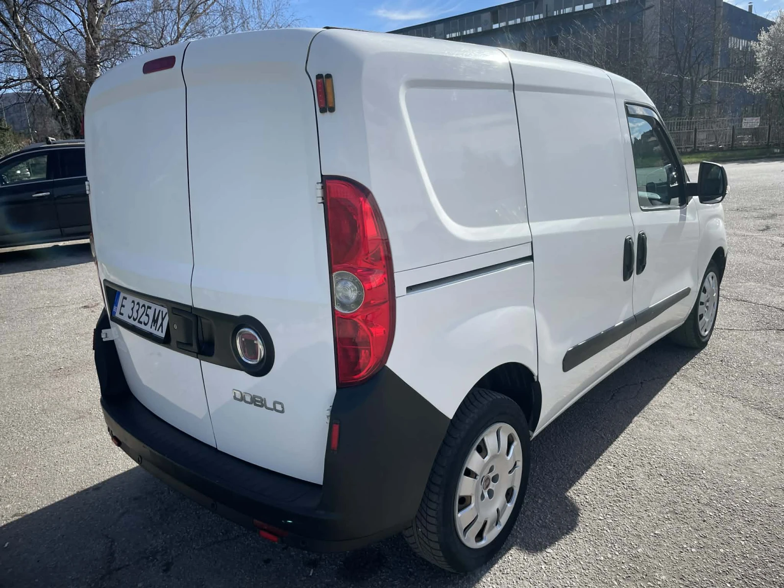 Fiat Doblo МЕТАН, снимка 8 - Автомобили и джипове - 54129578