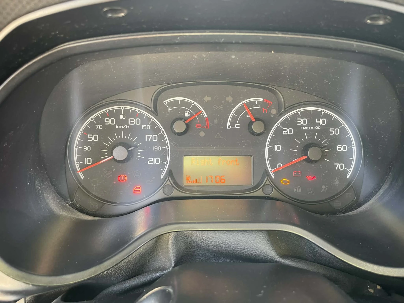 Fiat Doblo МЕТАН, снимка 11 - Автомобили и джипове - 54129578