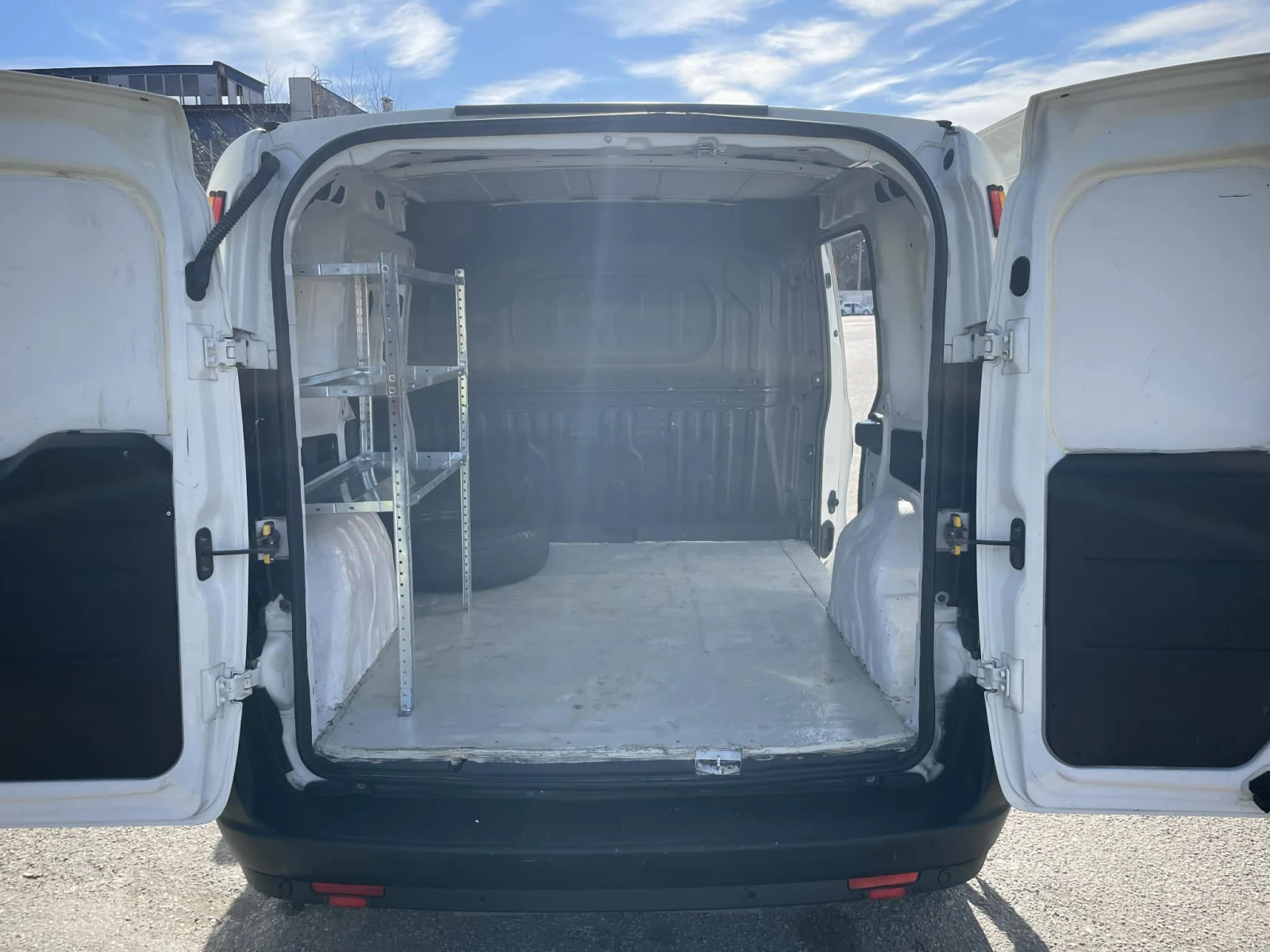 Fiat Doblo МЕТАН, снимка 9 - Автомобили и джипове - 54129578