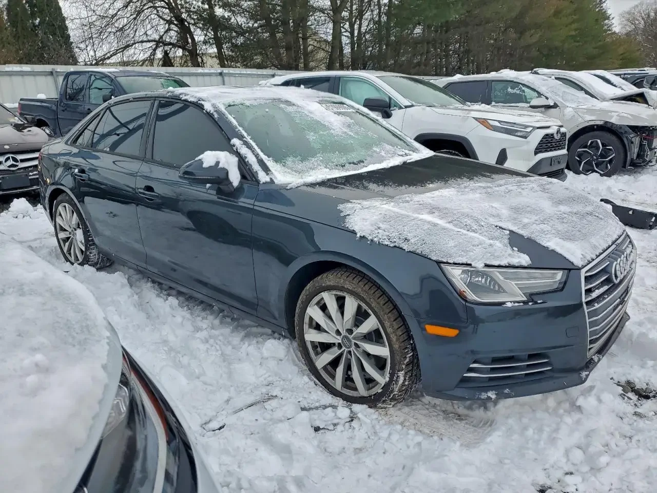 Audi A4 PREMIUM, снимка 2 - Автомобили и джипове - 54224736