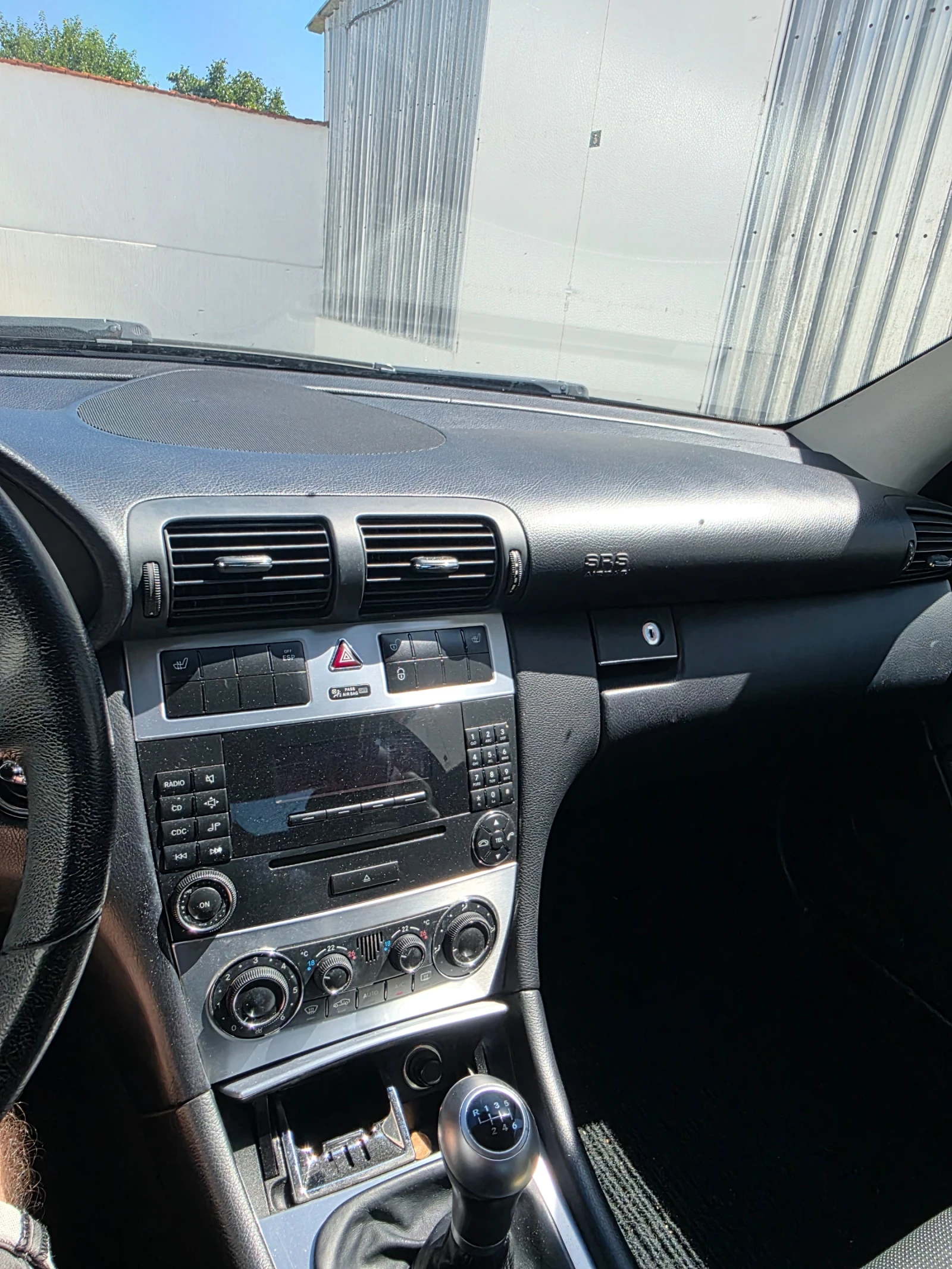 Mercedes-Benz CLC 180, снимка 5 - Автомобили и джипове - 54242284