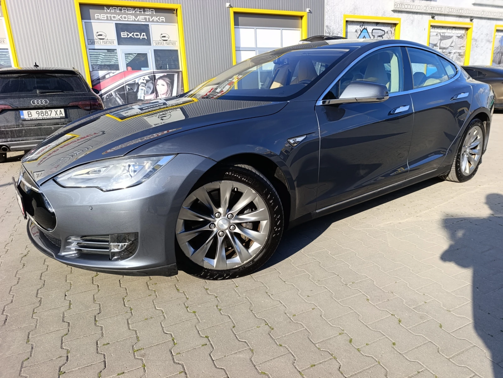Tesla Model S 85, снимка 2 - Автомобили и джипове - 54301252