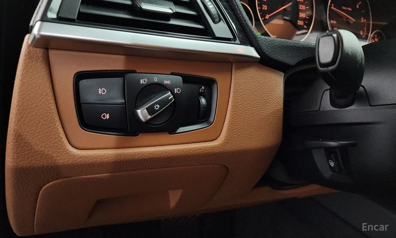 BMW 420 d Luxury Coupe, снимка 13 - Автомобили и джипове - 54325523