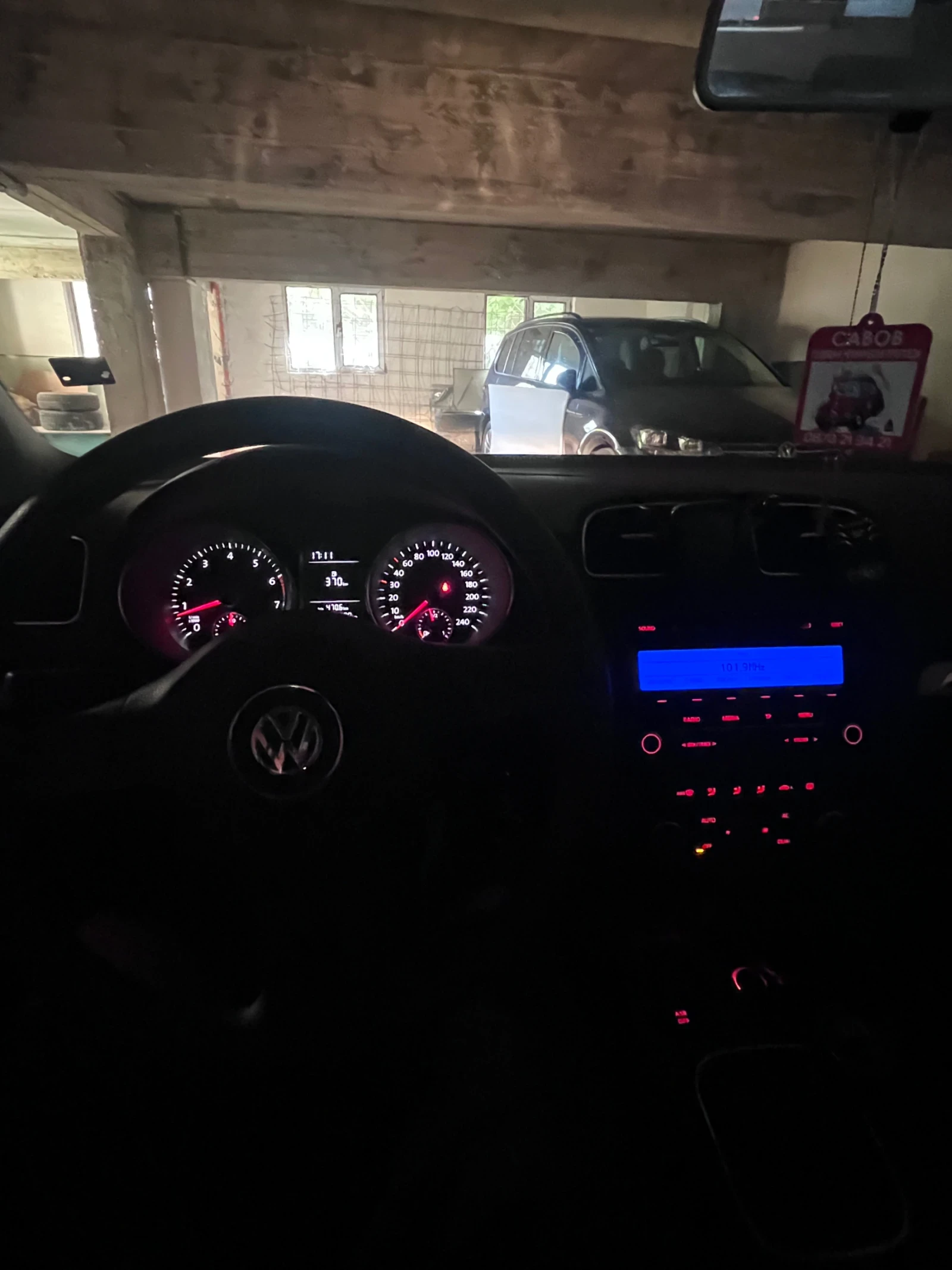 VW Golf Продавам Volkswagen Golf 6, 1.4, снимка 12 - Автомобили и джипове - 54554788