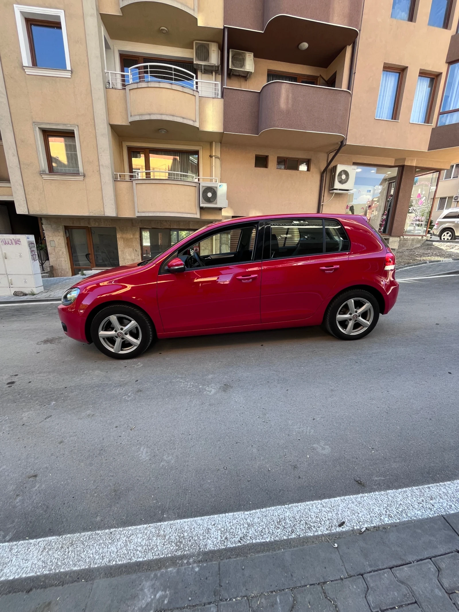 VW Golf Продавам Volkswagen Golf 6, 1.4, снимка 3 - Автомобили и джипове - 54554788