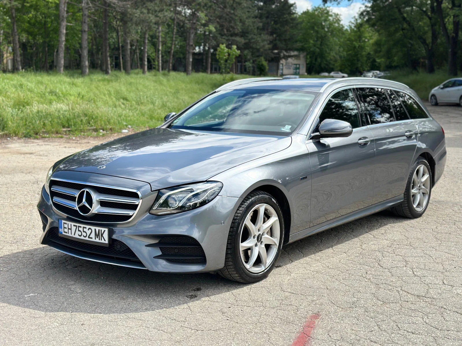 Mercedes-Benz E 300 DE Plug-in Hybrid, AMG Pack , Multi beam LED 