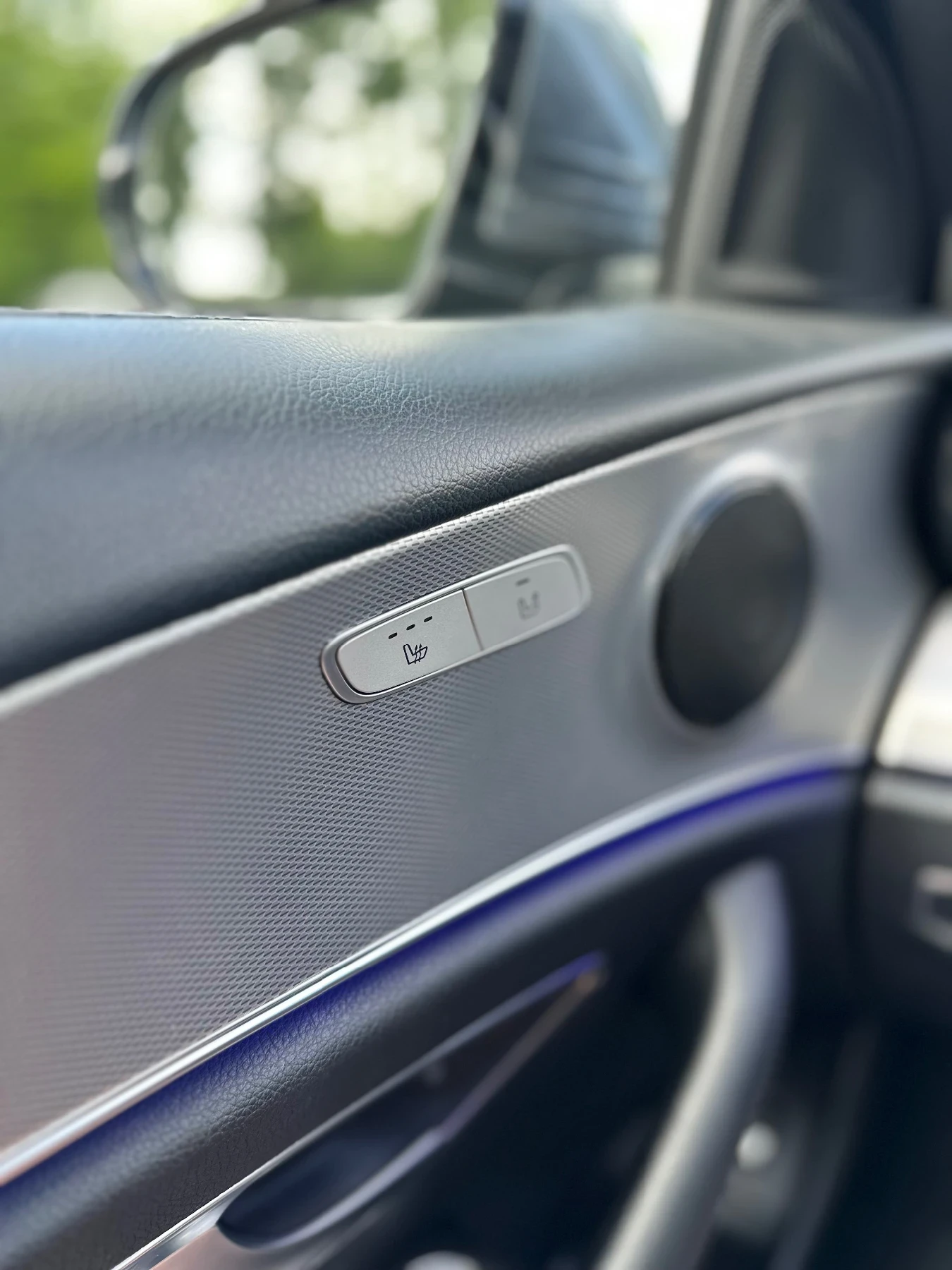 Mercedes-Benz E 300 DE Plug-in Hybrid, AMG Pack , Multi beam LED , снимка 14 - Автомобили и джипове - 54595573