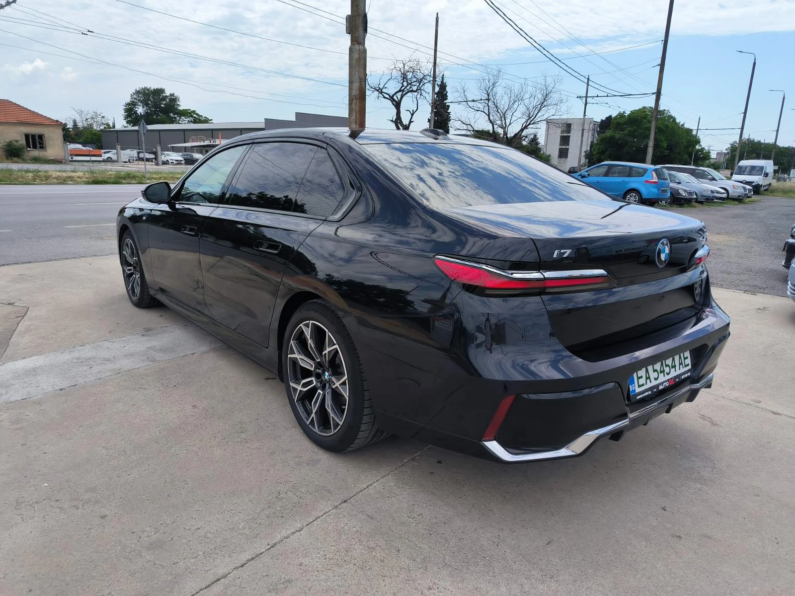 BMW i7 M60-xdriveTv-360kameri-Masage-Head up, снимка 7 - Автомобили и джипове - 54812111
