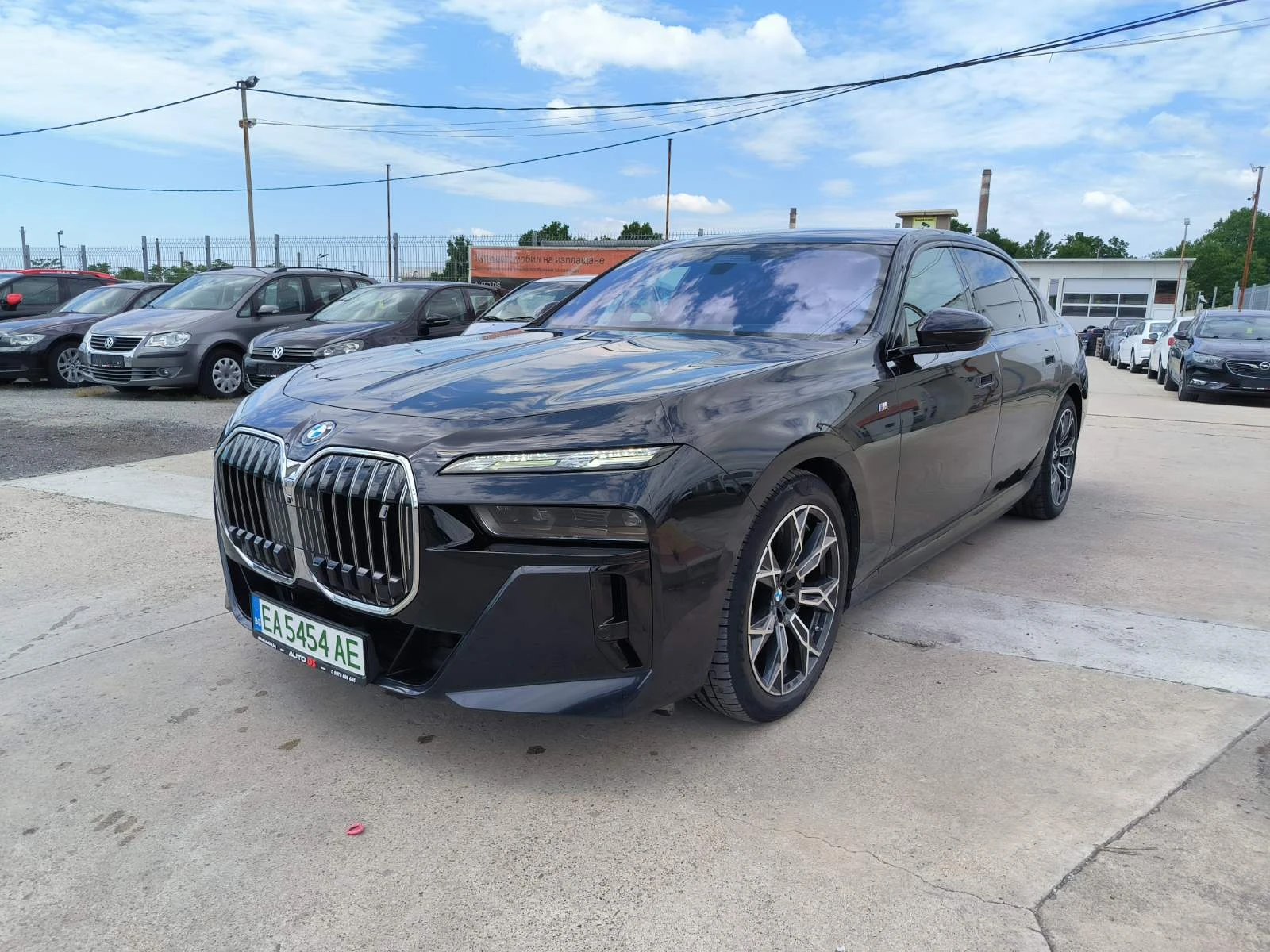 BMW i7 M60-xdriveTv-360Masage-Head up