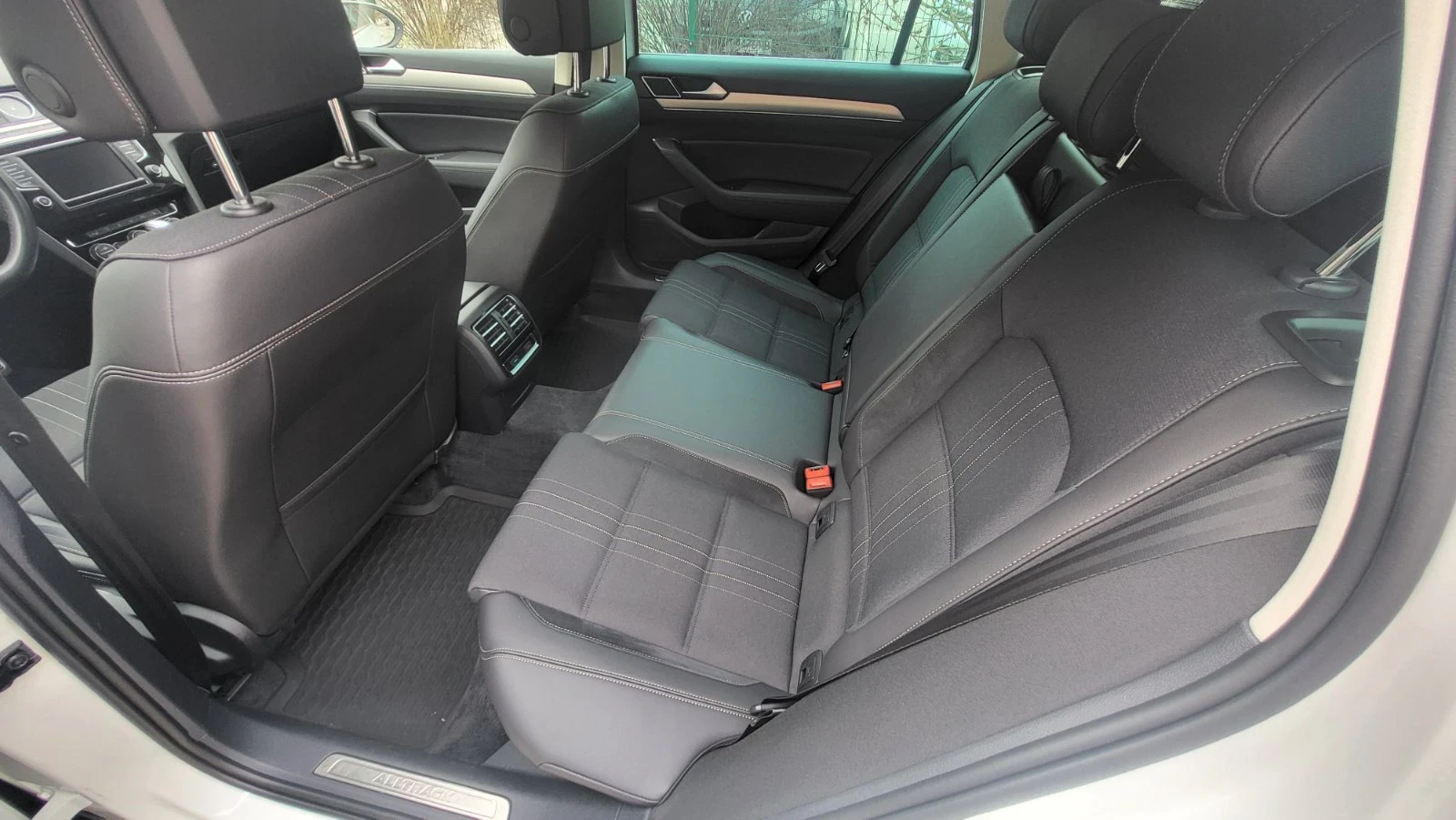 VW Alltrack 4х4, снимка 9 - Автомобили и джипове - 54989975