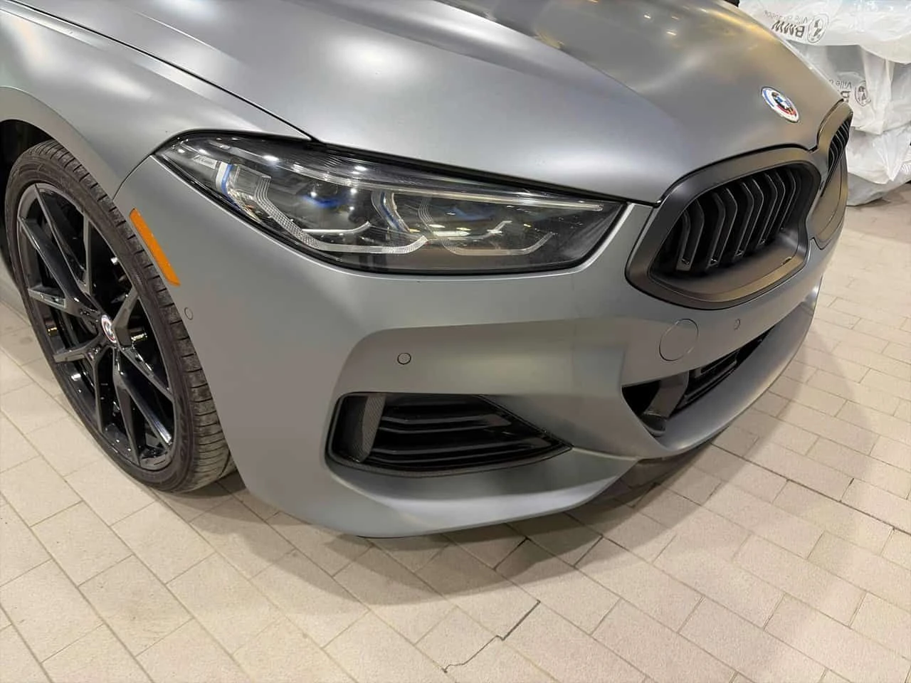 BMW 850  M850i xDrive Cabriolet / Dark Optics /  B&W | Mobile.bg � ����������� 3