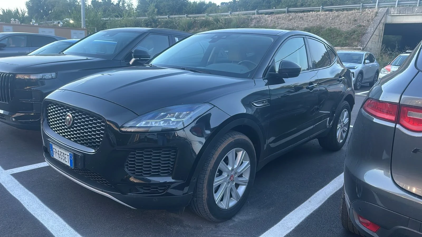 Jaguar E-pace 2.0D AWD 180kc