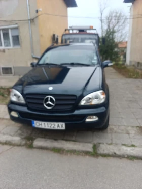 Mercedes-Benz ML 270 Джип , снимка 1