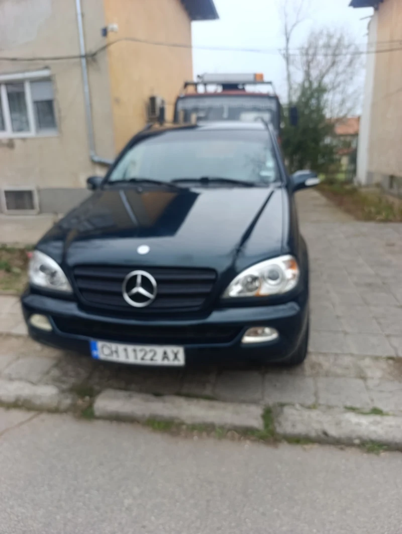 Mercedes-Benz ML 270 Джип , снимка 1 - Автомобили и джипове - 49513382