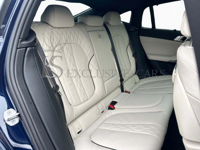 BMW X6 M60i* M SPORT PRO* B&W* SKY LOUNGE* ОБДУХВАНЕ* , снимка 9 - Автомобили и джипове - 51352795