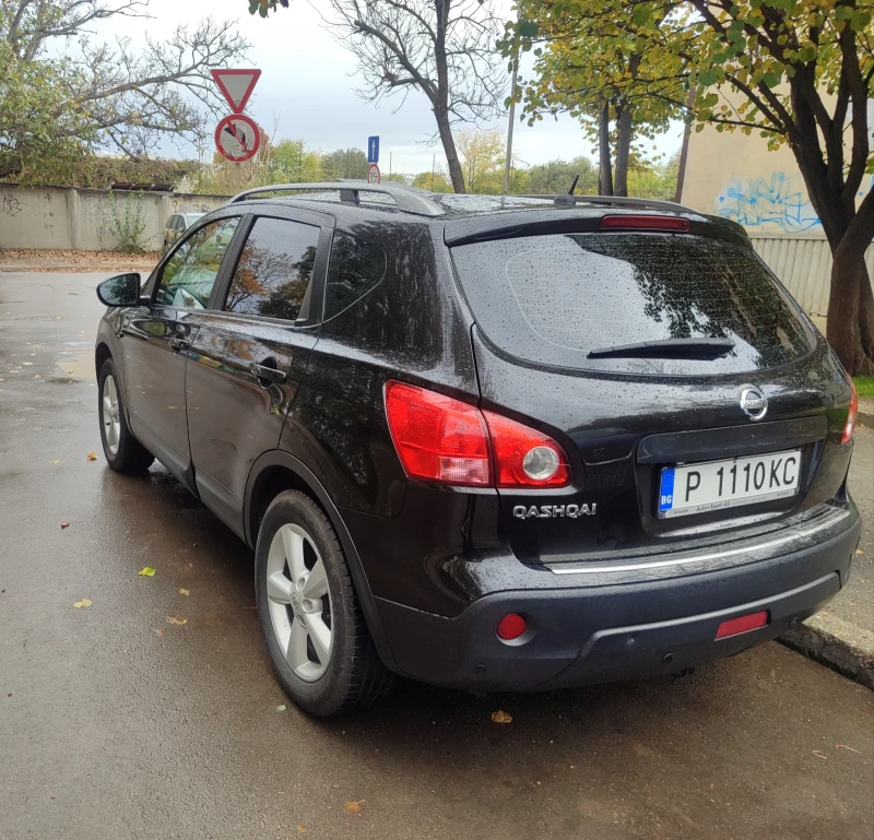 Nissan Qashqai 2.0i  Бензин + газ. 4х4, снимка 8 - Автомобили и джипове - 52345645