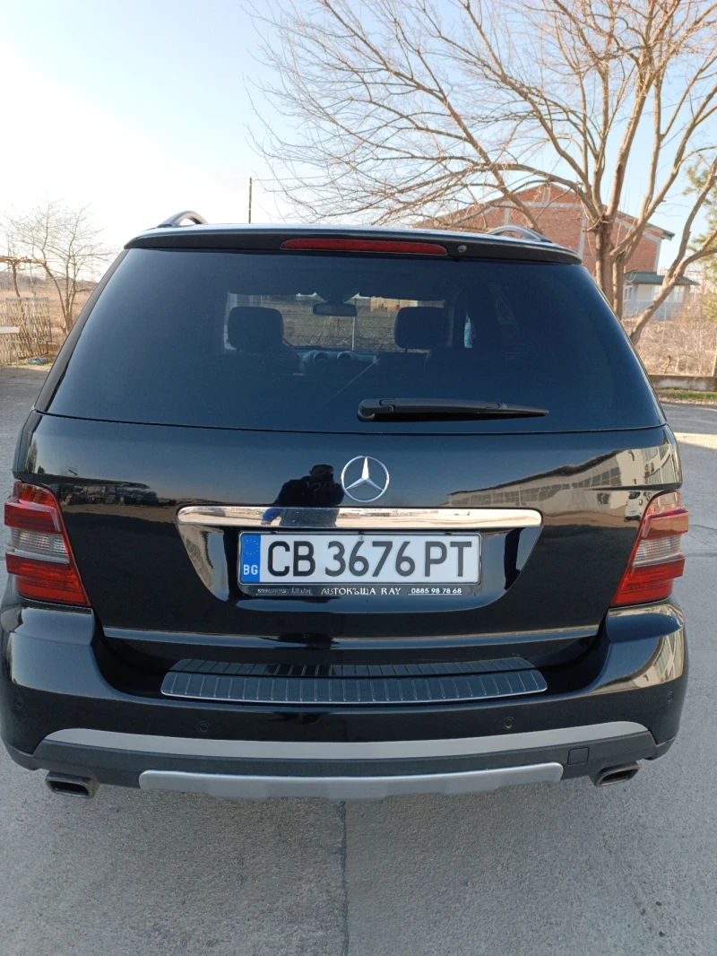 Mercedes-Benz ML 320, снимка 6 - Автомобили и джипове - 53157376