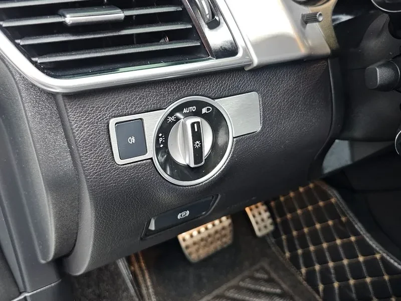 Mercedes-Benz GLE 350D 4MATIC, снимка 17 - Автомобили и джипове - 55562869