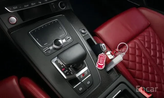 Audi SQ5 3.0 TDI * HEAD UP * ДИСТРОНИК * БЕЗ ИНЦИДЕНТИ * , снимка 8 - Автомобили и джипове - 56140101
