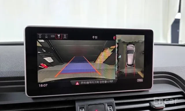 Audi SQ5 3.0 TDI * HEAD UP * ДИСТРОНИК * БЕЗ ИНЦИДЕНТИ * , снимка 12 - Автомобили и джипове - 56140101