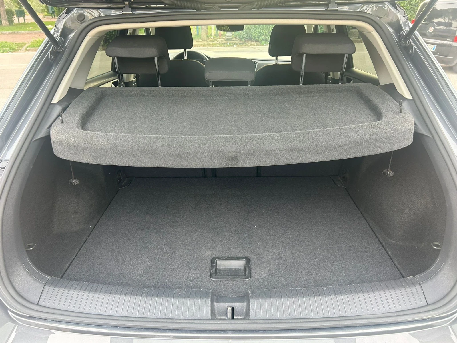 VW T-Roc  - изображение 8