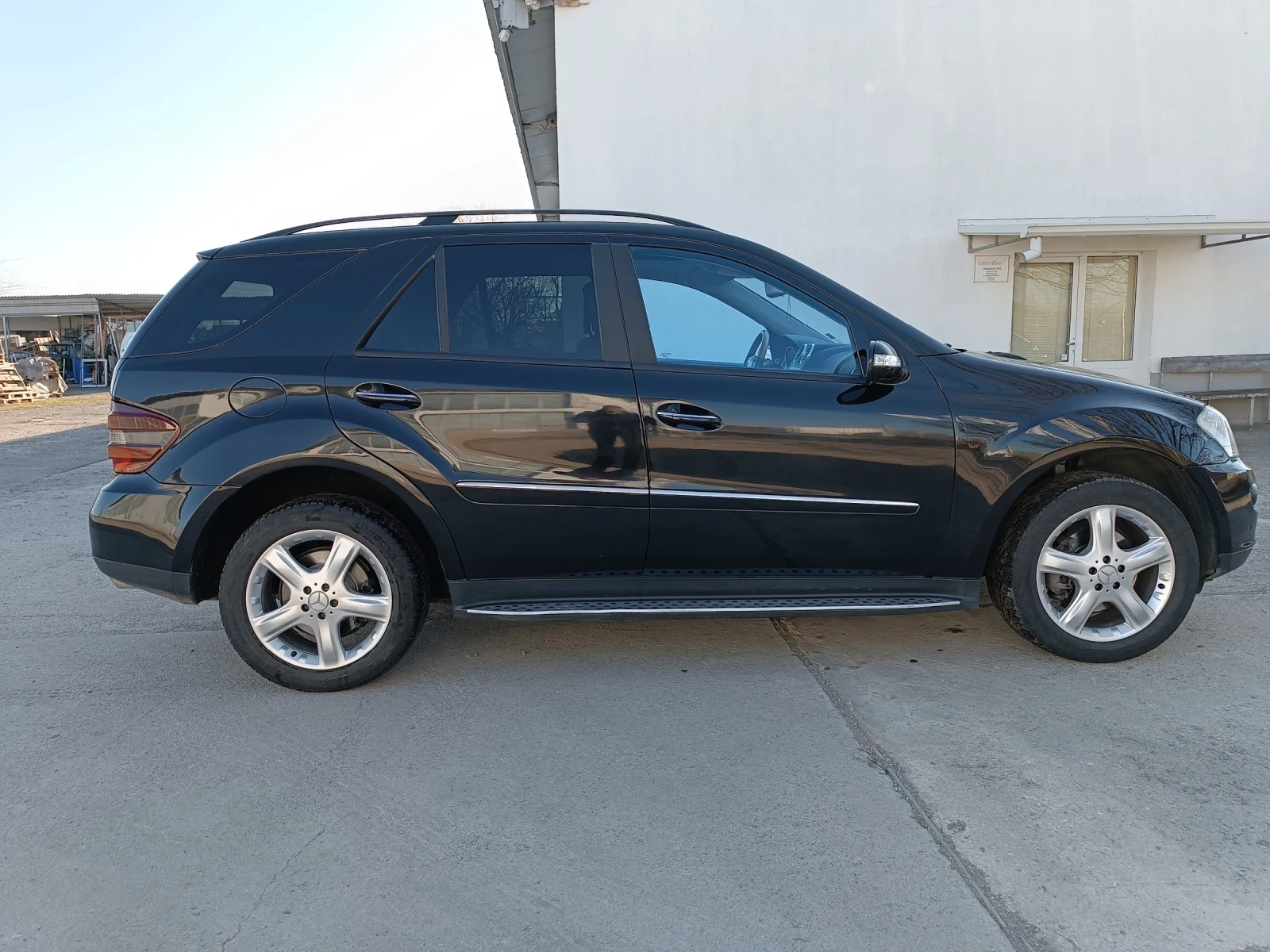 Mercedes-Benz ML 320  - изображение 8