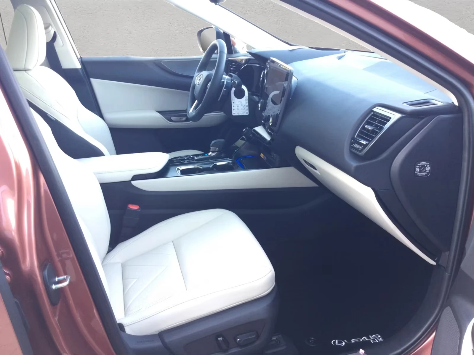 Lexus NX 450 LUXURY/291HP/ALL EXTRAS/�����/M.LEV/PANO/149h | Mobile.bg � ����������� 14