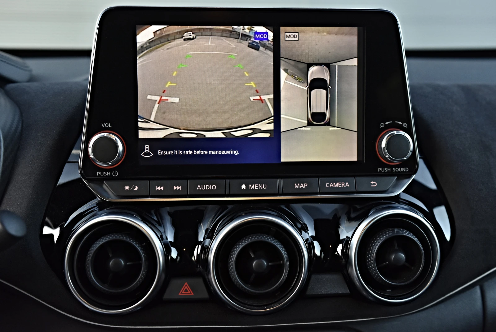 Nissan Juke PREMIERE EDITION\ACC\360CAM\KEYLES\BOSE\VOLL, снимка 13 - Автомобили и джипове - 53758713