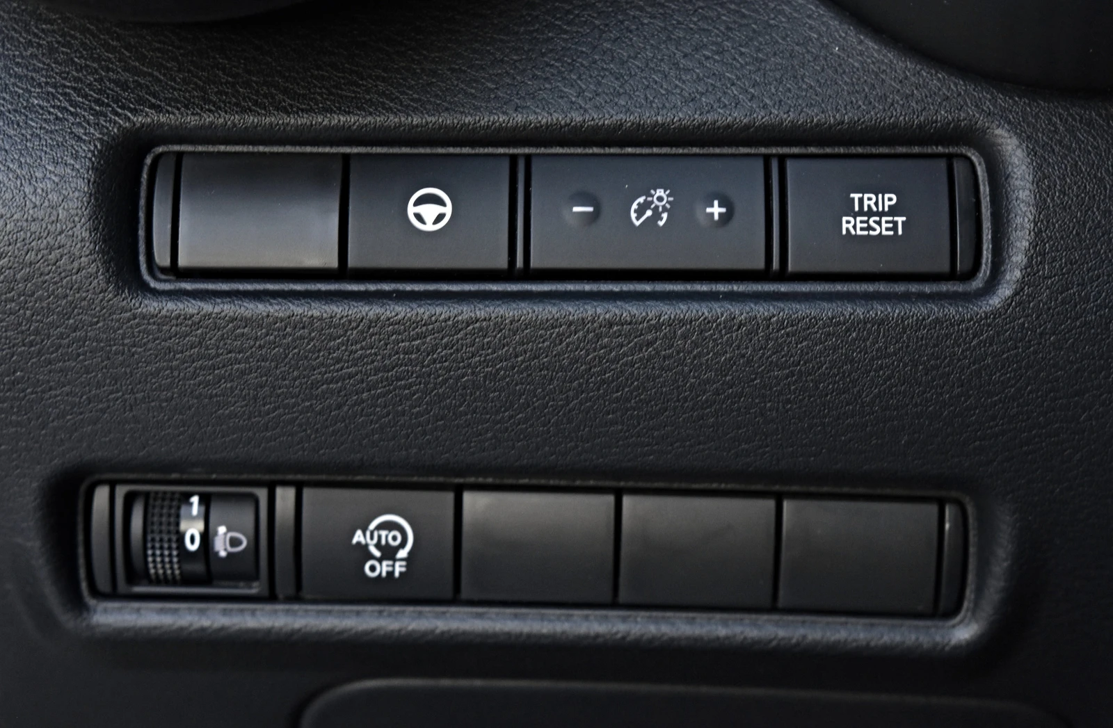 Nissan Juke PREMIERE EDITION\ACC\360CAM\KEYLES\BOSE\VOLL, снимка 9 - Автомобили и джипове - 53758713