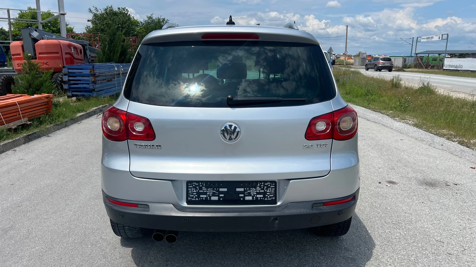 VW Tiguan 2.0TDI 4x4 avtomatik, снимка 4 - Автомобили и джипове - 54660536