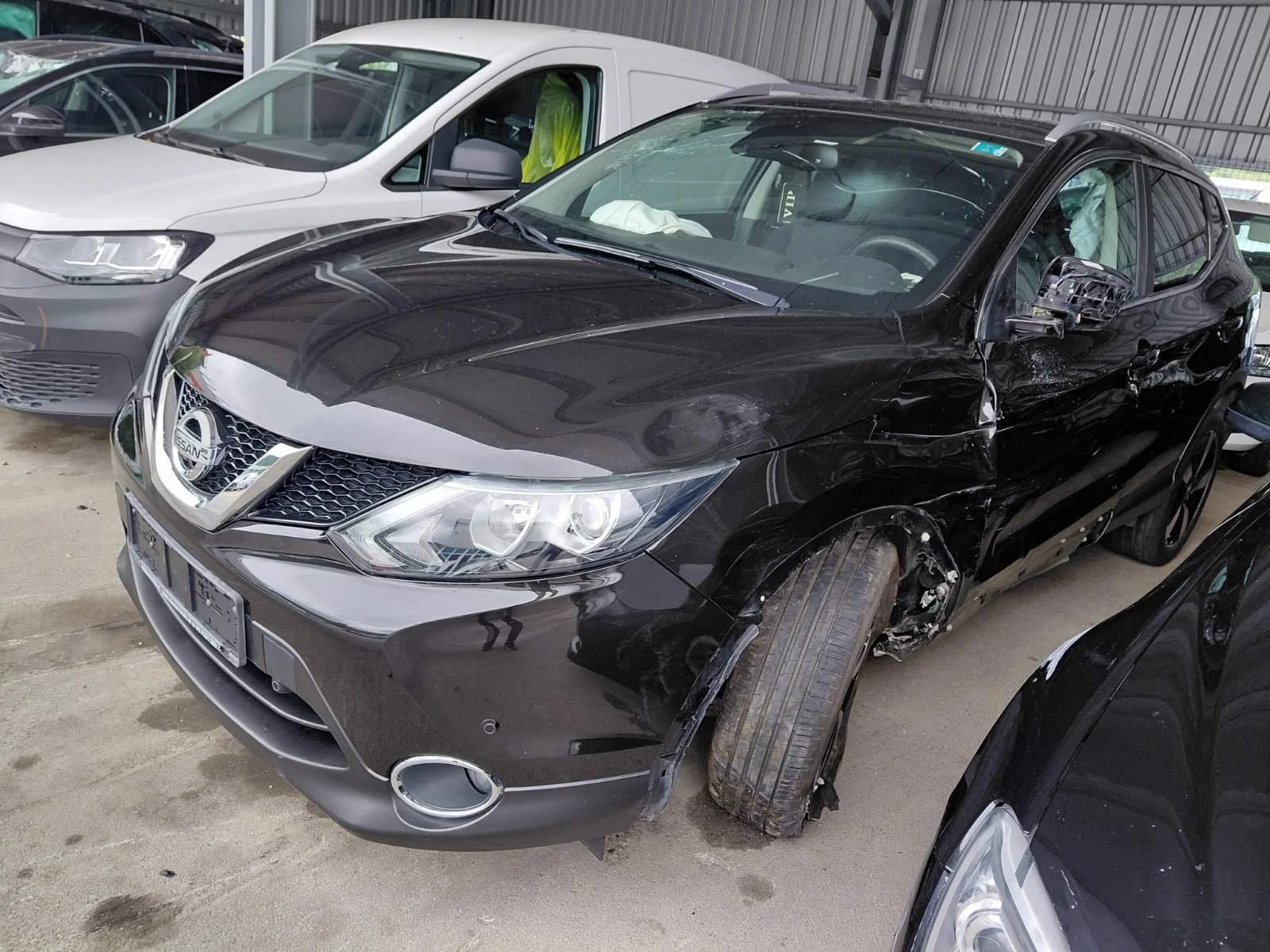 Nissan Qashqai 1.2i EVRO6 ПАНОРАМА