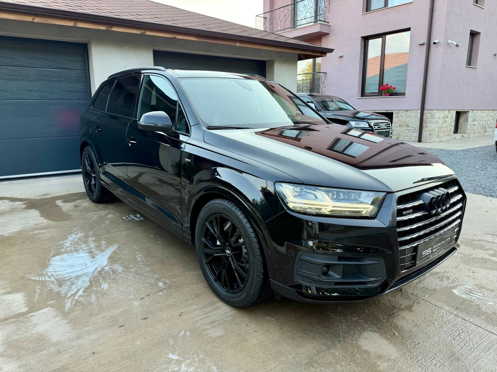 Audi Q7 S line FULL | Night Vision | Matrix | 360 | 7 мест, снимка 3 - Автомобили и джипове - 55269280