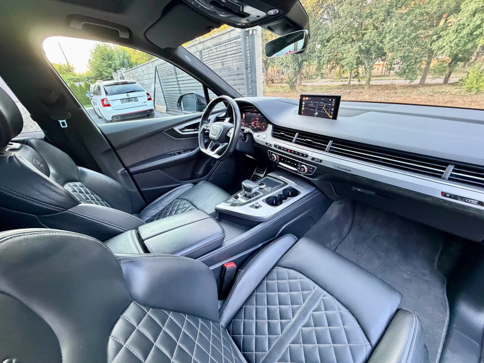 Audi Q7 S line FULL | Night Vision | Matrix | 360 | 7 мест, снимка 15 - Автомобили и джипове - 55269280