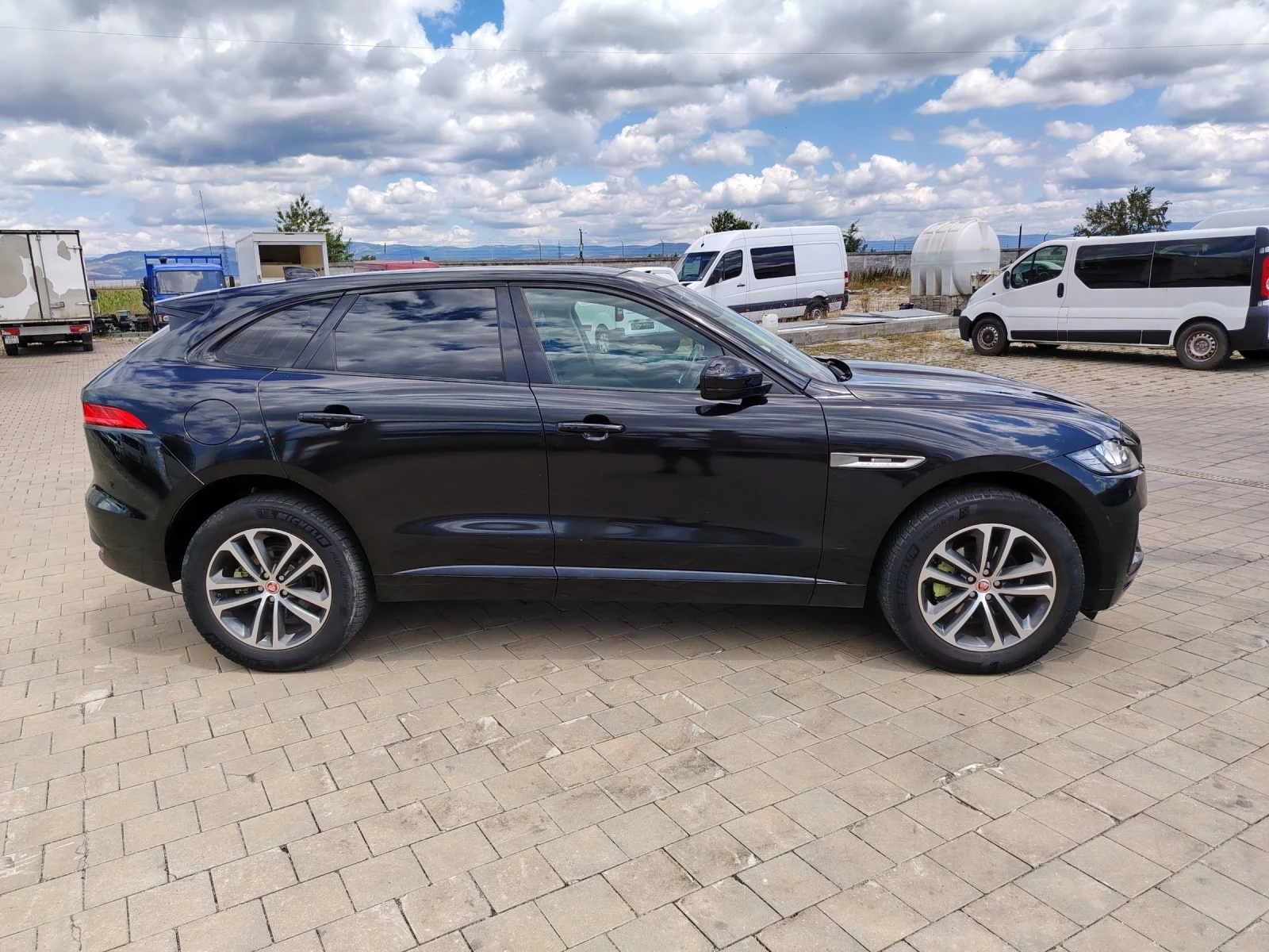 Jaguar F-PACE R SPORTS, снимка 4 - Автомобили и джипове - 55414451