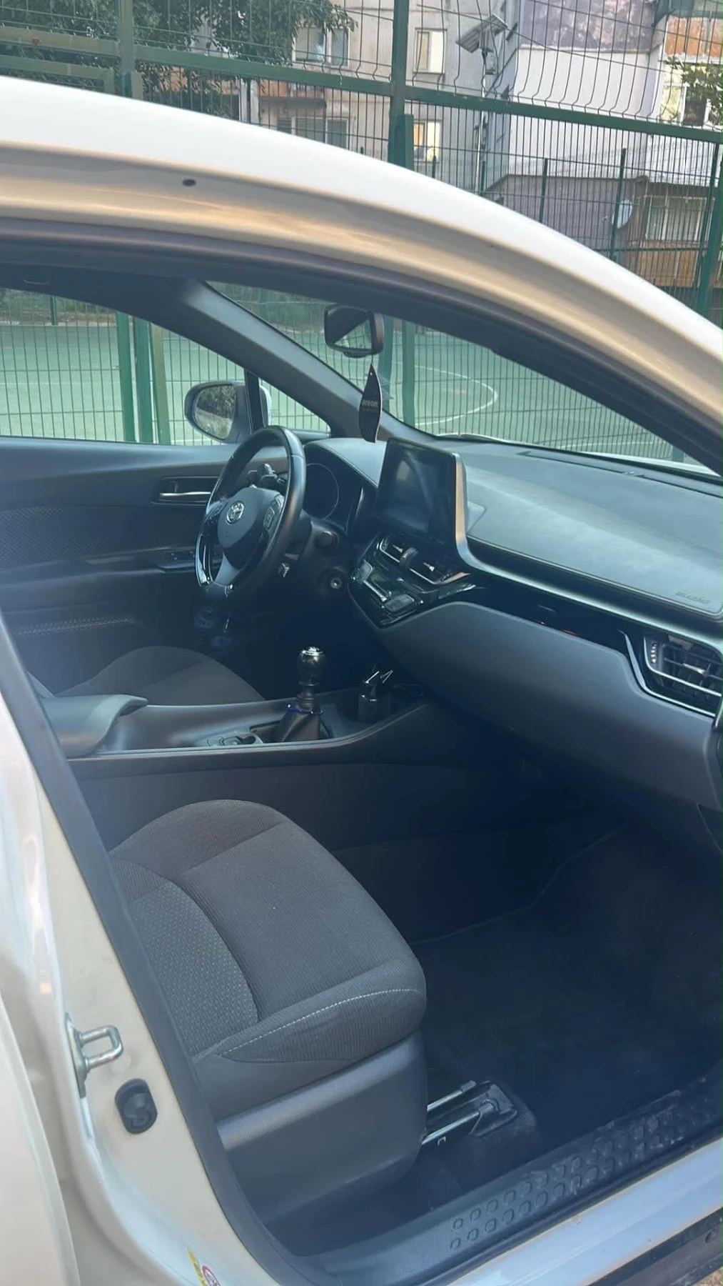 Toyota C-HR 1.2 Turbo 3 ��. ������� ���� �� ��������  | Mobile.bg � ����������� 5