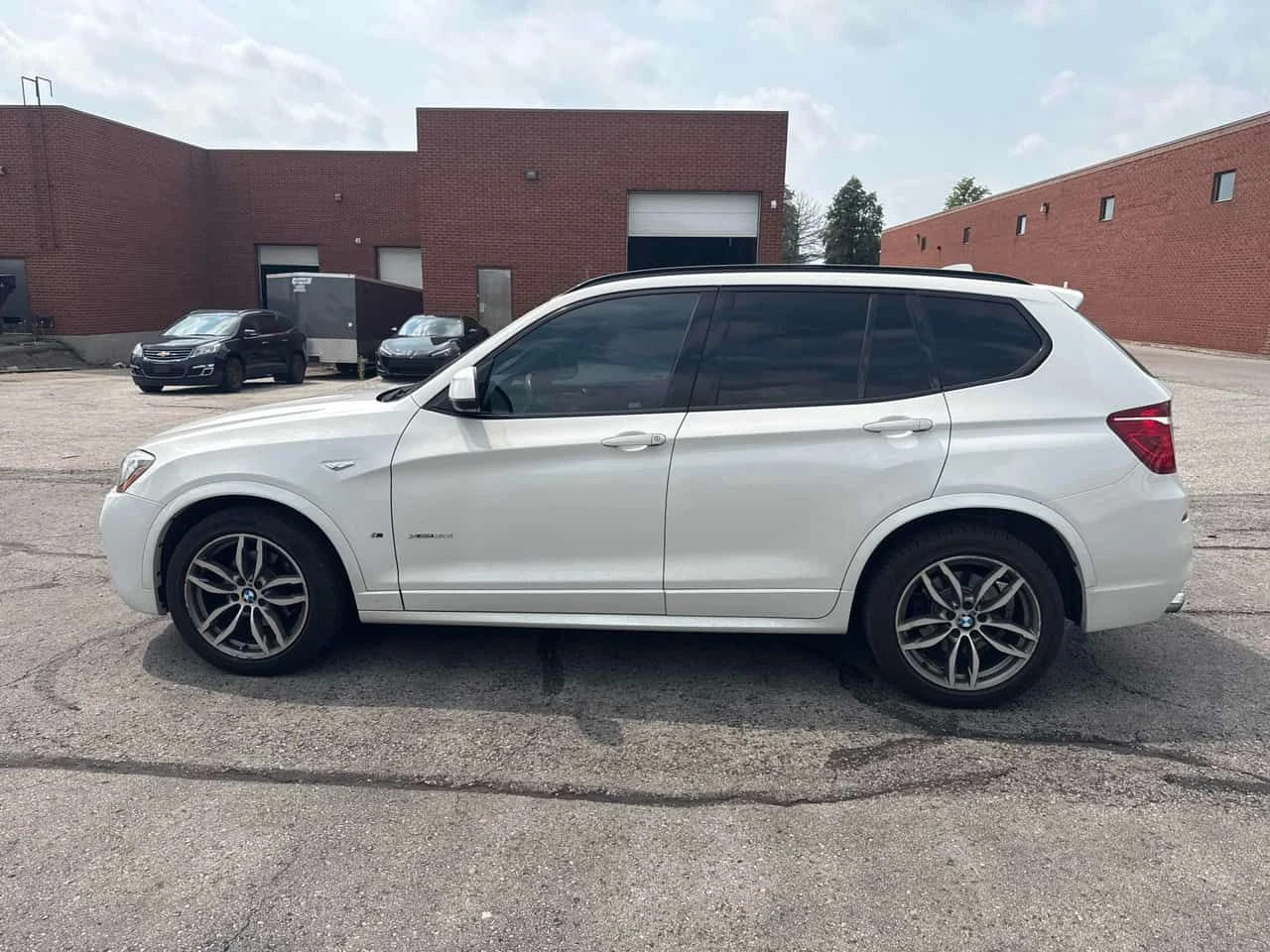 BMW X3 * xDrive35i * АВТОКРЕДИТ БЕЗ ПЪРВОНАЧАЛНА ВНОСКА* , снимка 2 - Автомобили и джипове - 55621587