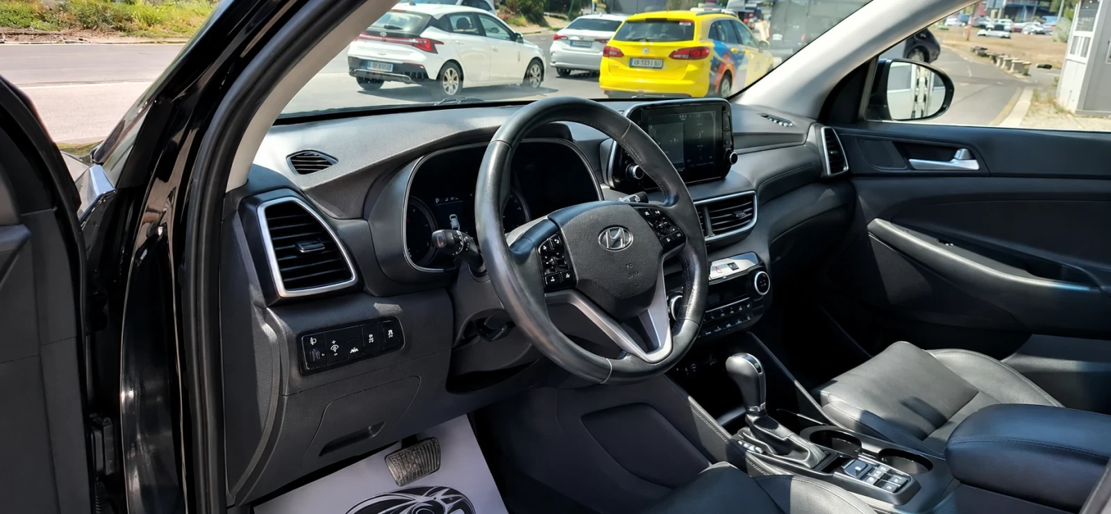 Hyundai Tucson 2.0 CRDi HYBRID 4?4 AUTOMATIC   186 к.с., снимка 9 - Автомобили и джипове - 55627157