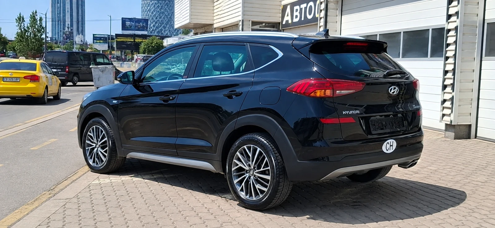 Hyundai Tucson 2.0 CRDi HYBRID 4?4 AUTOMATIC   186 к.с., снимка 5 - Автомобили и джипове - 55627157