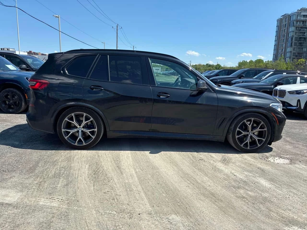 BMW X5 * xDrive40i * ЛАЗЕРИ * ДИСТРОНИК * 360 * ОБДУХВАНЕ, снимка 3 - Автомобили и джипове - 55736304