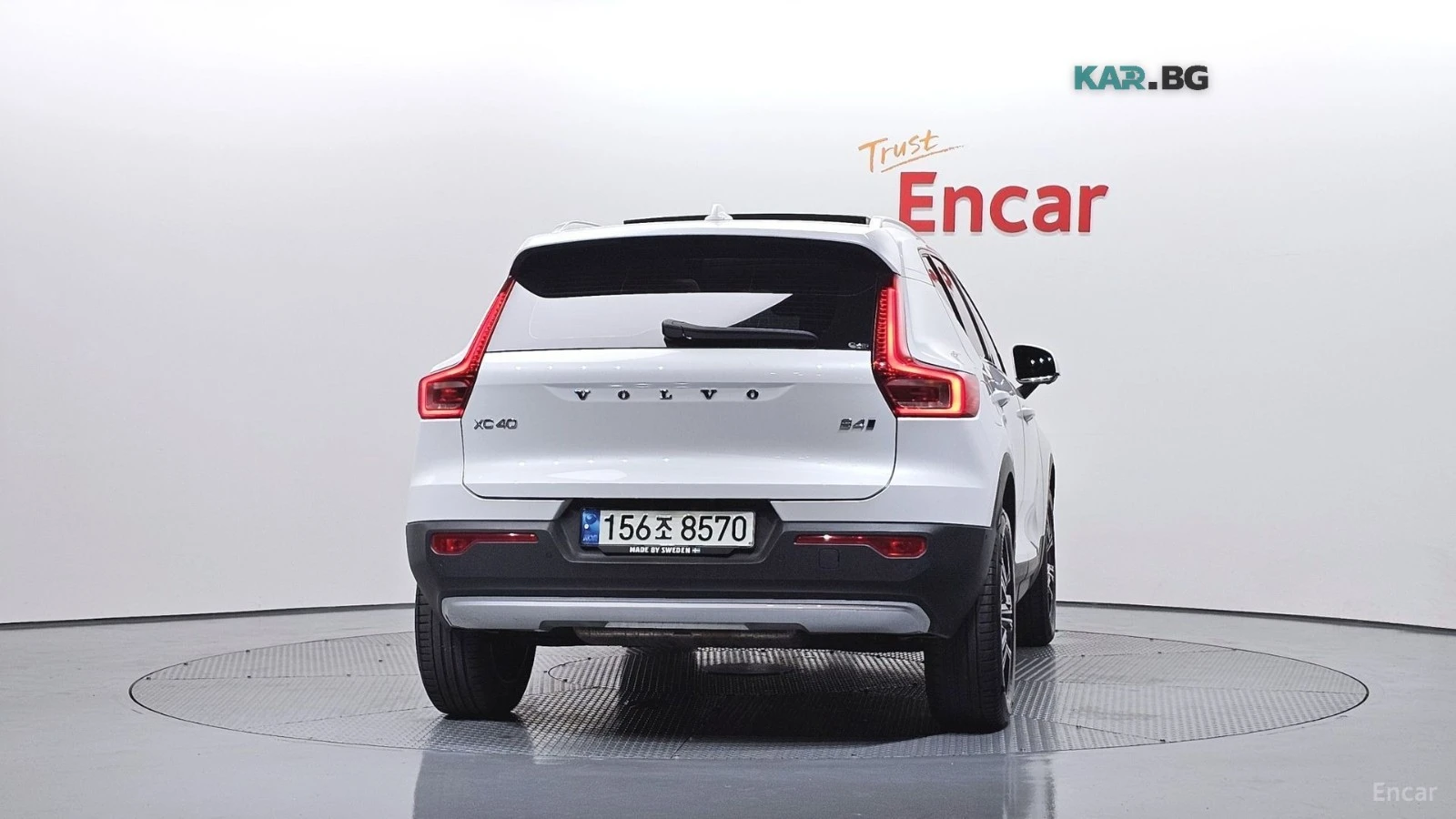Volvo XC40 B4 Inscription* КОЖА* НАВИ* ПАНО* 360, снимка 4 - Автомобили и джипове - 56003168